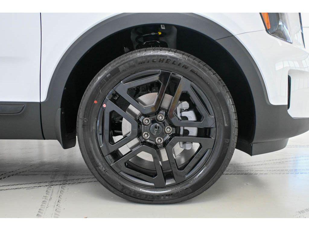 new 2025 Kia Telluride car, priced at $48,070