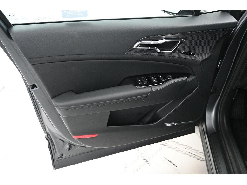 new 2025 Kia Sportage Hybrid car, priced at $38,995