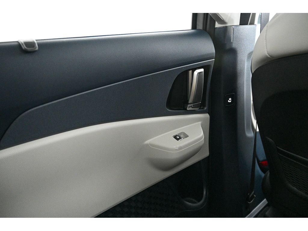 new 2026 Kia Carnival car, priced at $47,420