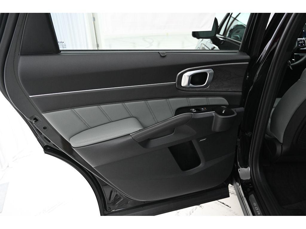 new 2025 Kia Sorento car, priced at $48,475