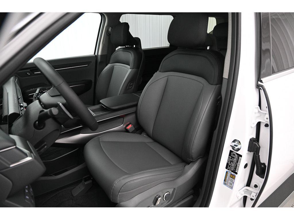 new 2026 Kia EV9 car, priced at $59,955