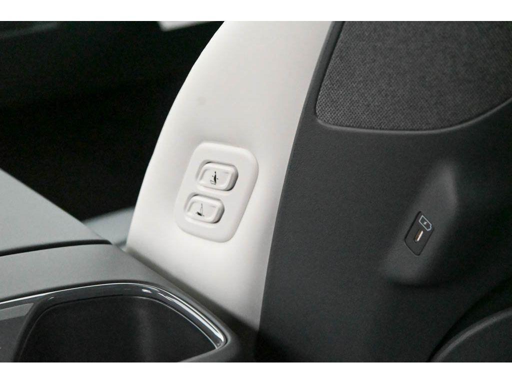 new 2026 Kia EV9 car, priced at $74,695