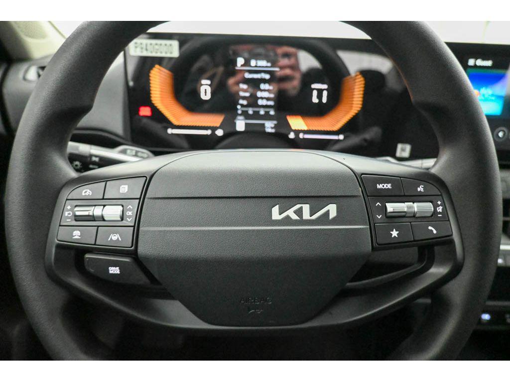 new 2025 Kia K4 car, priced at $23,875