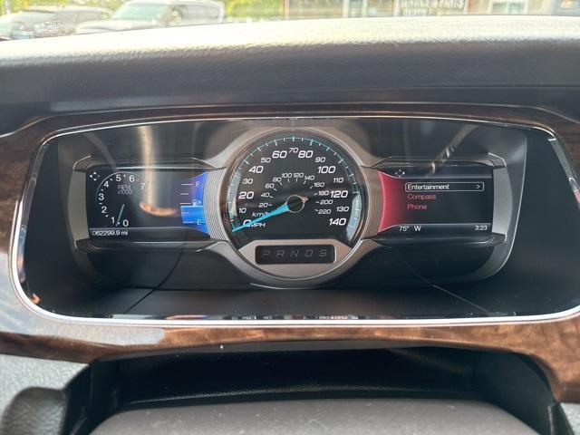 used 2016 Ford Taurus car, priced at $12,995