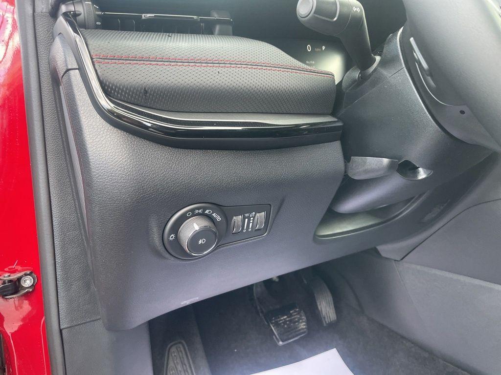 new 2026 Jeep Compass car, priced at $40,211