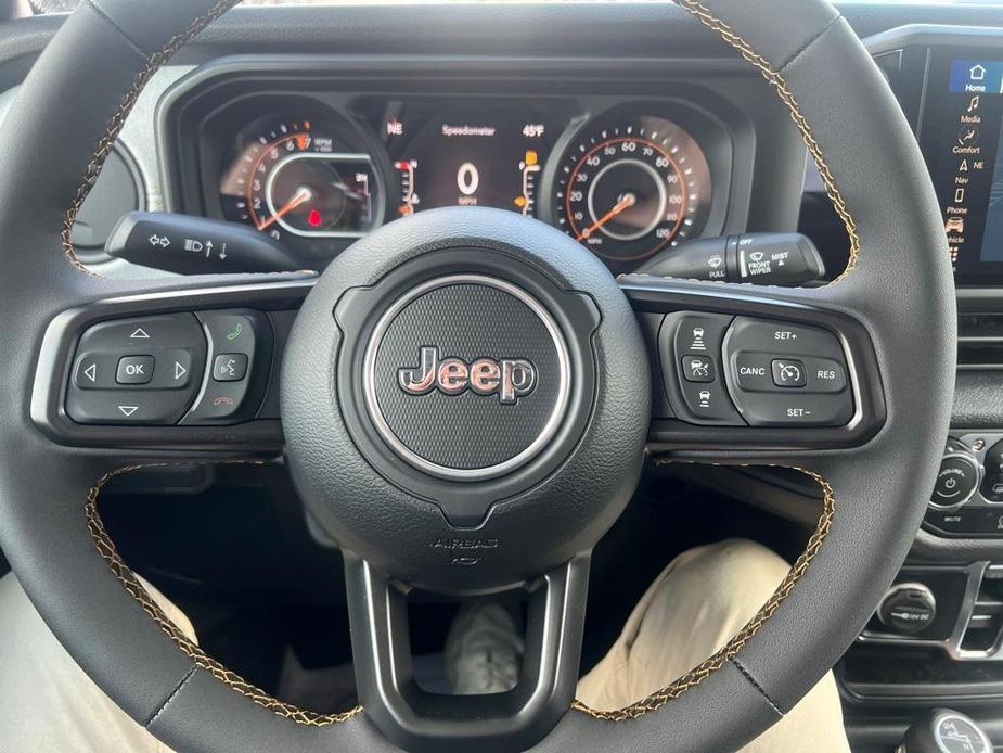 new 2024 Jeep Gladiator car, priced at $43,277