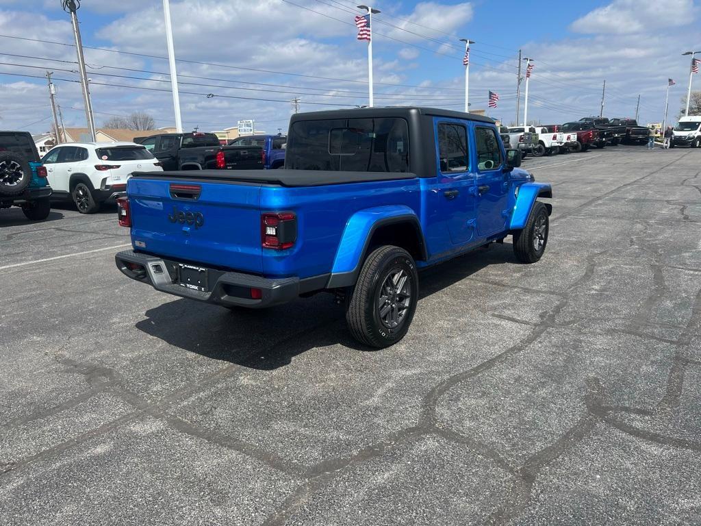 new 2024 Jeep Gladiator car, priced at $43,277