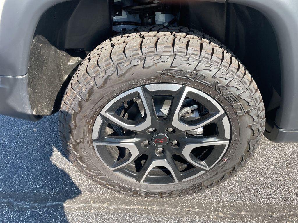 new 2025 Jeep Compass car, priced at $35,814
