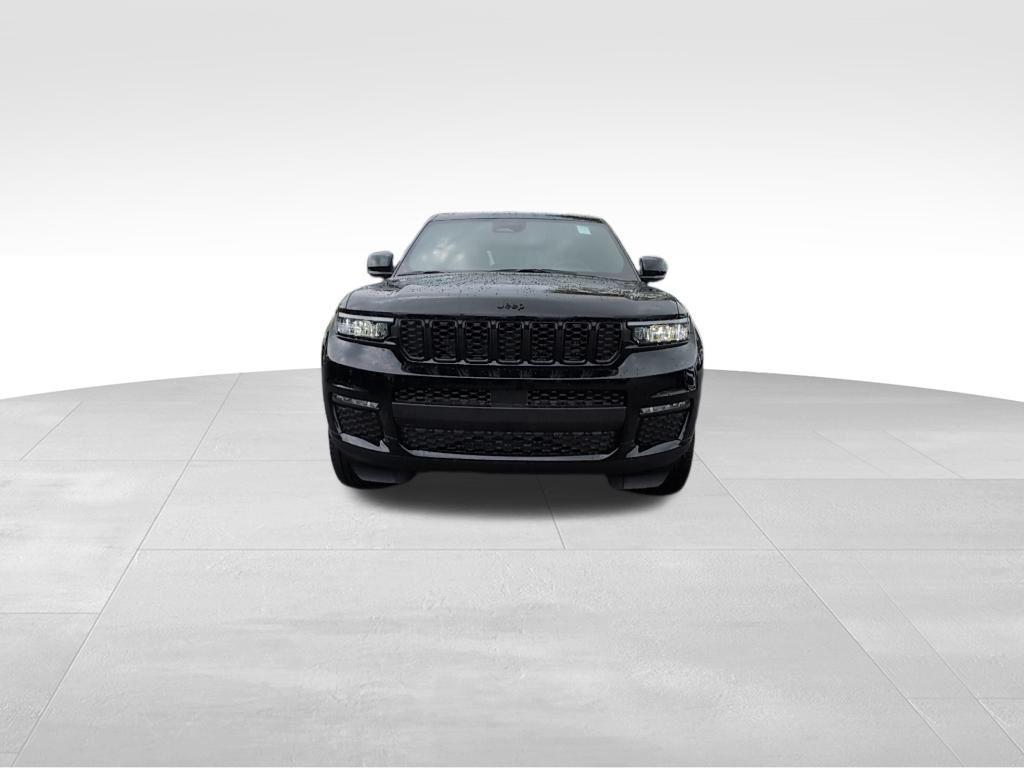 new 2025 Jeep Grand Cherokee L car, priced at $52,537
