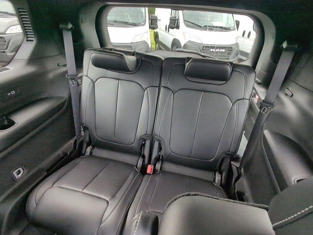 new 2025 Jeep Grand Cherokee L car, priced at $52,537