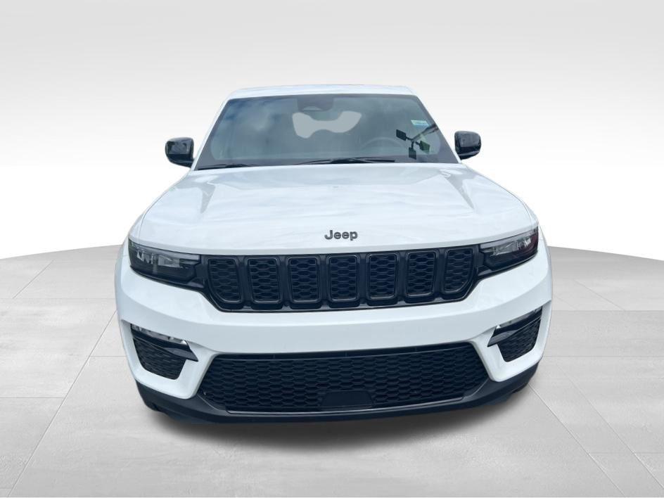 used 2024 Jeep Grand Cherokee car, priced at $39,998