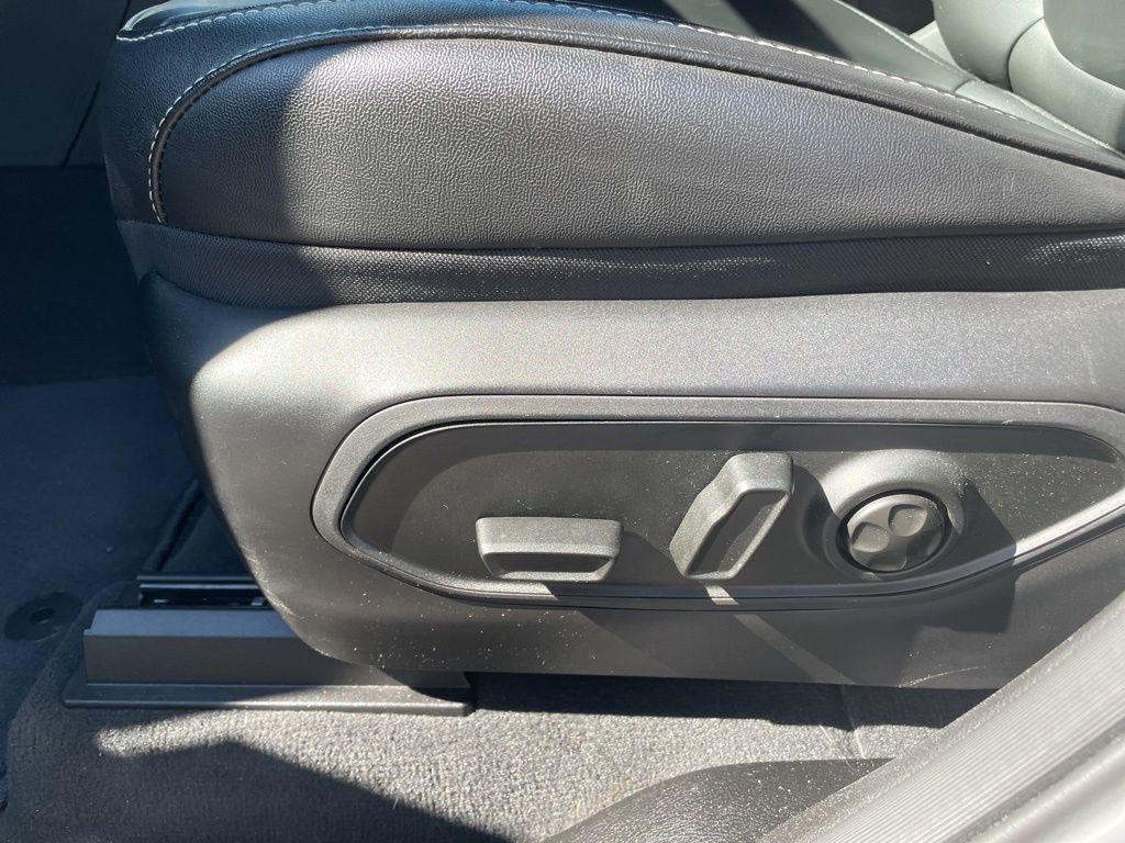 used 2024 Jeep Grand Cherokee car, priced at $38,518