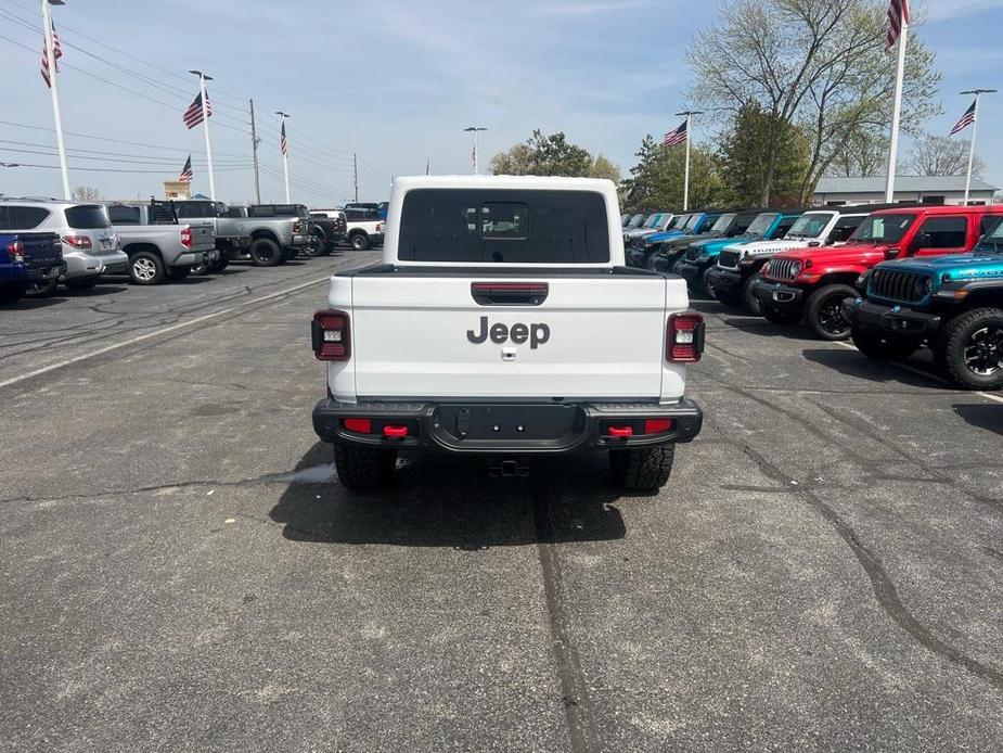 new 2024 Jeep Gladiator car, priced at $58,212