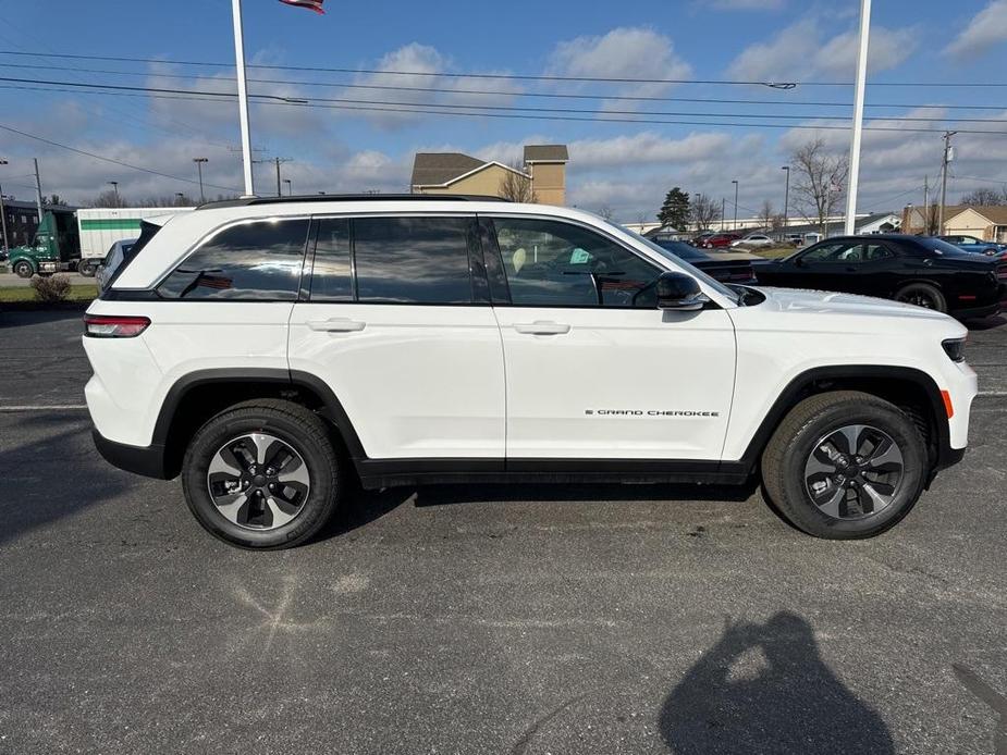 new 2024 Jeep Grand Cherokee 4xe car, priced at $46,102