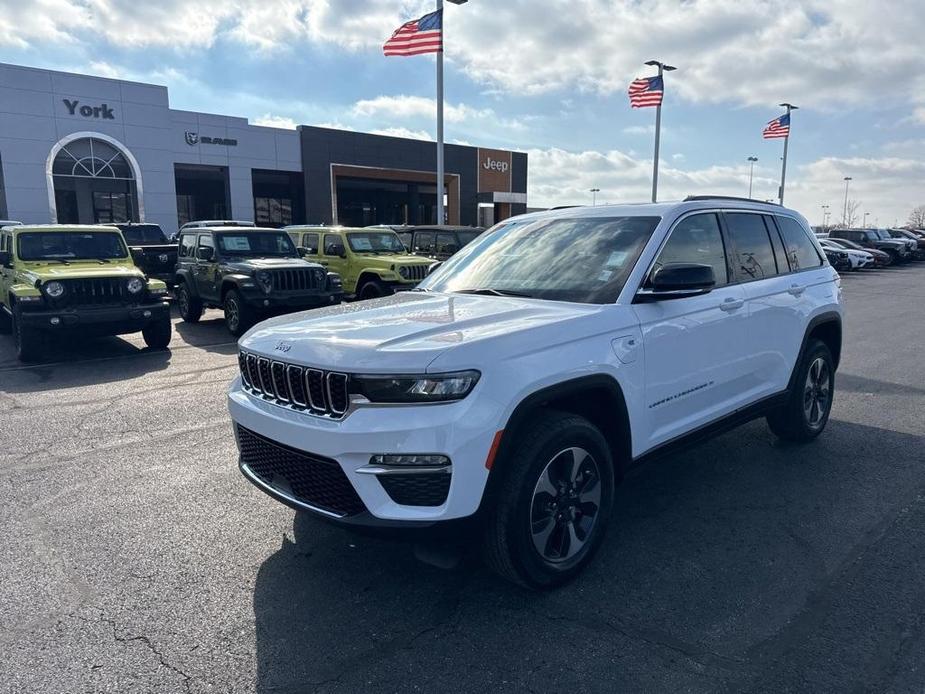 new 2024 Jeep Grand Cherokee 4xe car, priced at $46,102