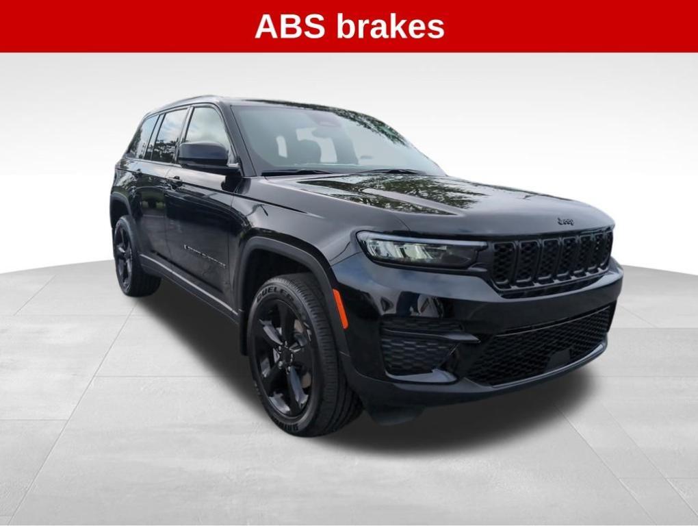 new 2025 Jeep Grand Cherokee car, priced at $47,113
