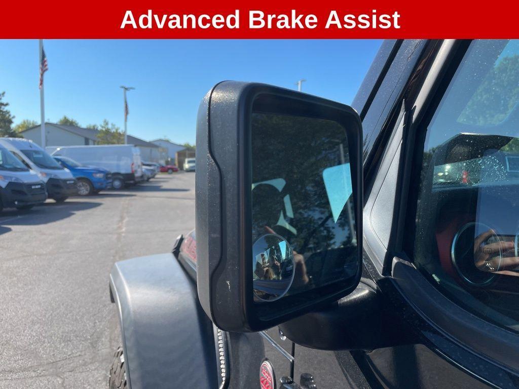 used 2020 Jeep Wrangler Unlimited car, priced at $35,000