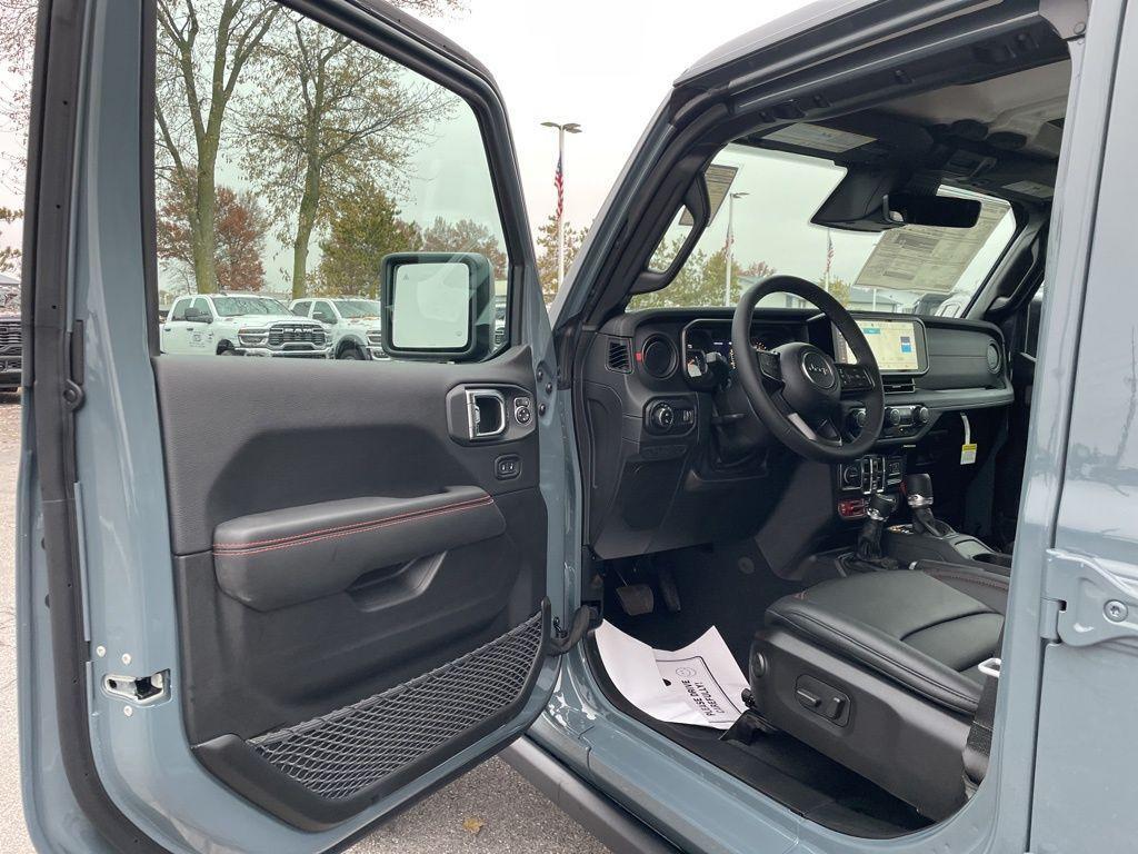 new 2026 Jeep Gladiator car, priced at $63,345