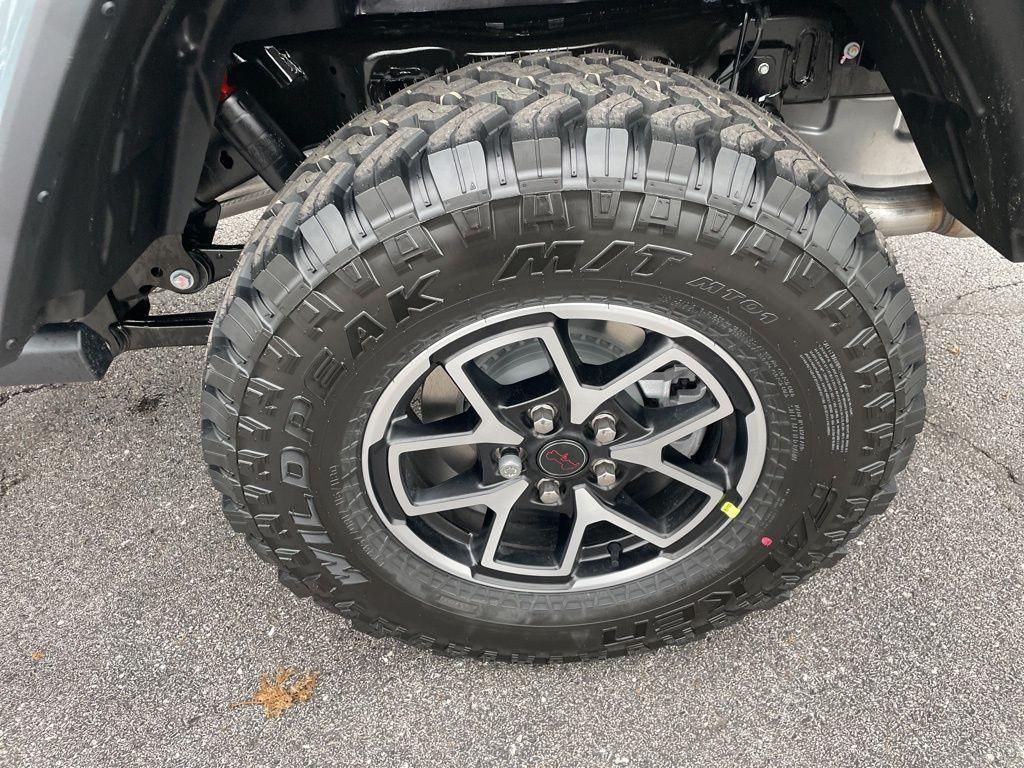 new 2026 Jeep Gladiator car, priced at $63,345