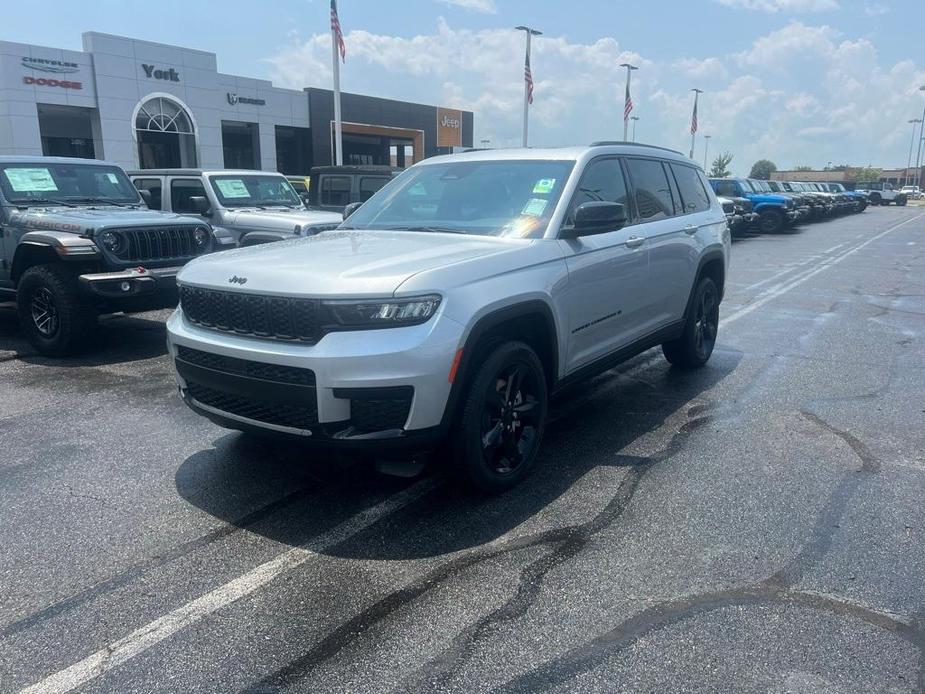 new 2024 Jeep Grand Cherokee L car, priced at $41,205