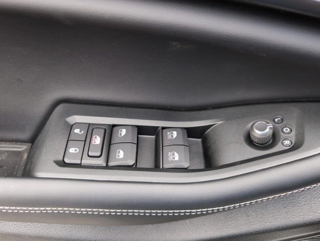 new 2025 Jeep Grand Cherokee car, priced at $41,566