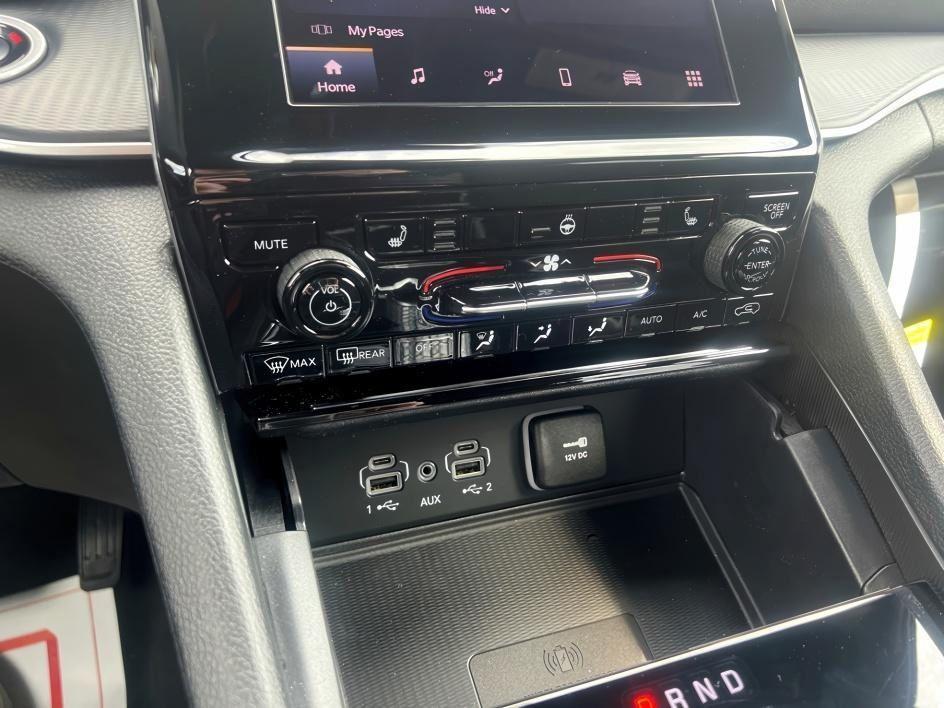 new 2025 Jeep Grand Cherokee car, priced at $39,567
