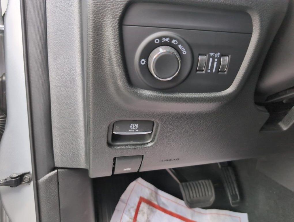 new 2025 Jeep Grand Cherokee car, priced at $41,566