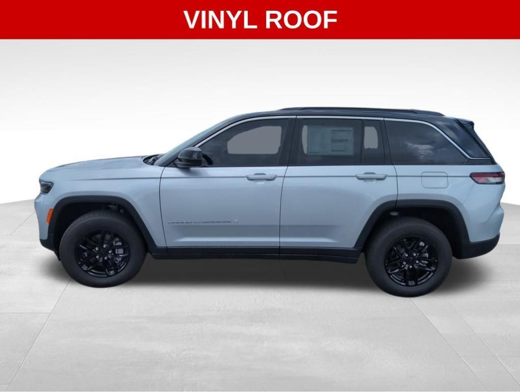 new 2025 Jeep Grand Cherokee car, priced at $42,566