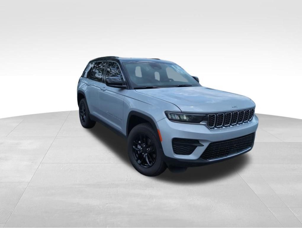 new 2025 Jeep Grand Cherokee car, priced at $41,566