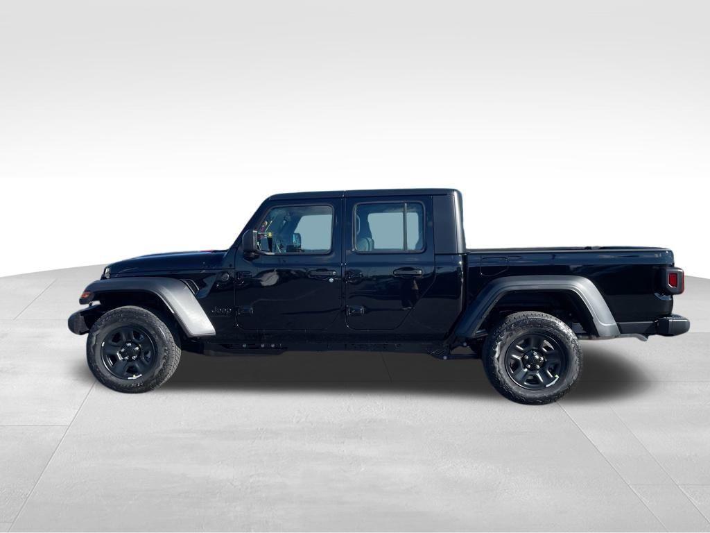 new 2026 Jeep Gladiator car, priced at $46,510
