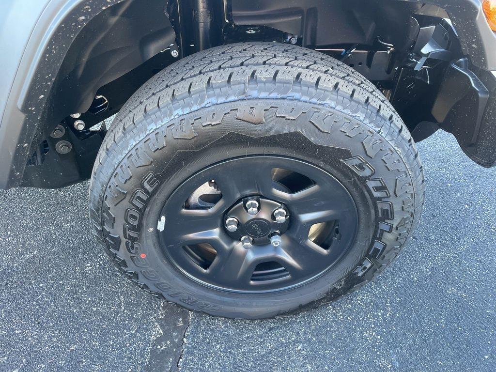 new 2026 Jeep Gladiator car, priced at $46,510