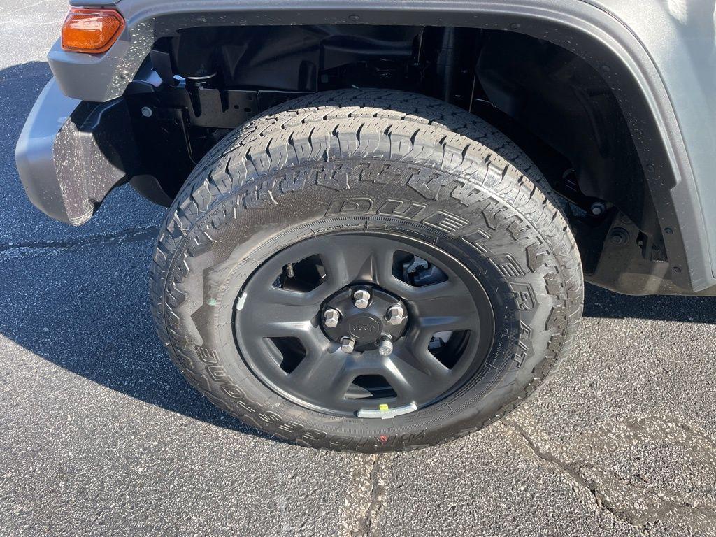 new 2026 Jeep Gladiator car, priced at $46,510