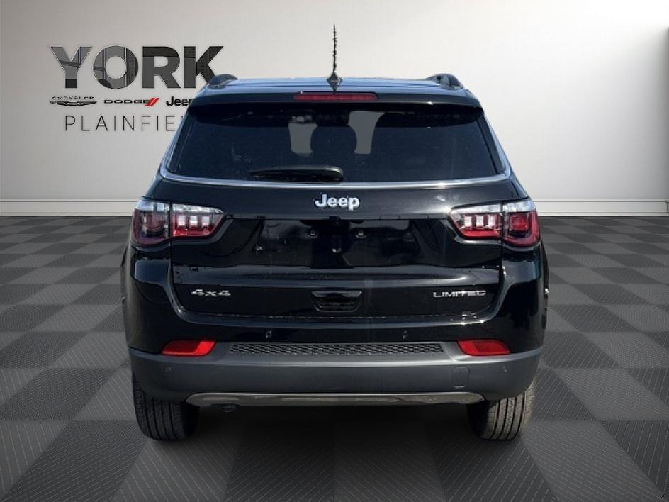 new 2024 Jeep Compass car, priced at $29,188