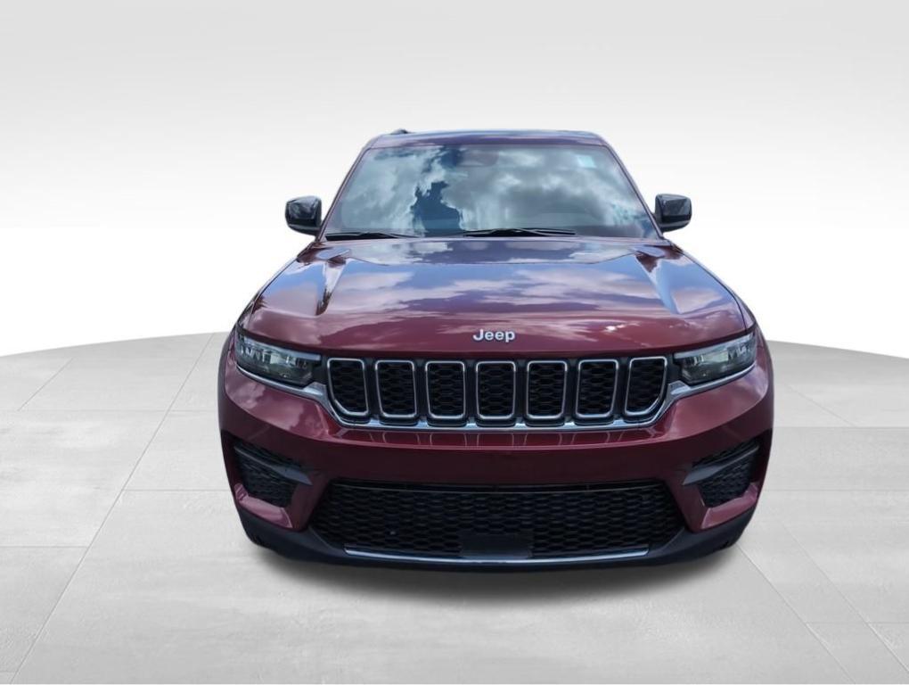 new 2025 Jeep Grand Cherokee car, priced at $42,692