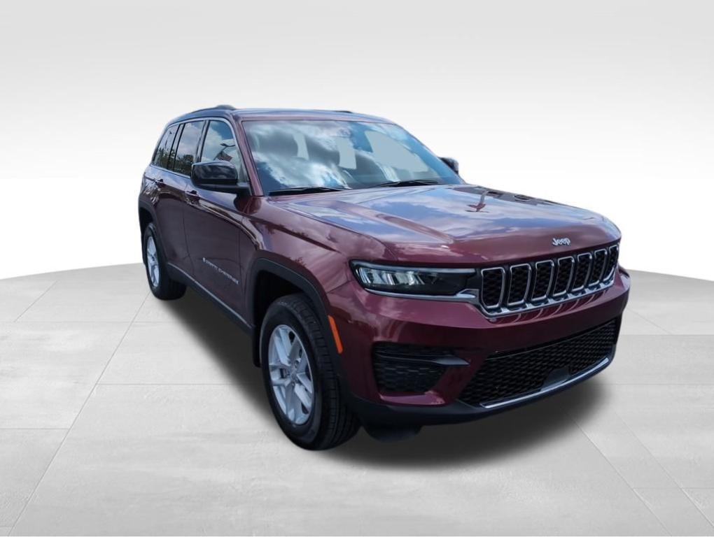 new 2025 Jeep Grand Cherokee car, priced at $42,692