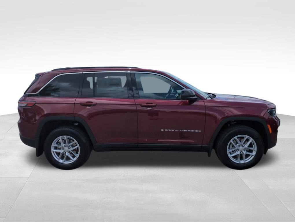 new 2025 Jeep Grand Cherokee car, priced at $42,692