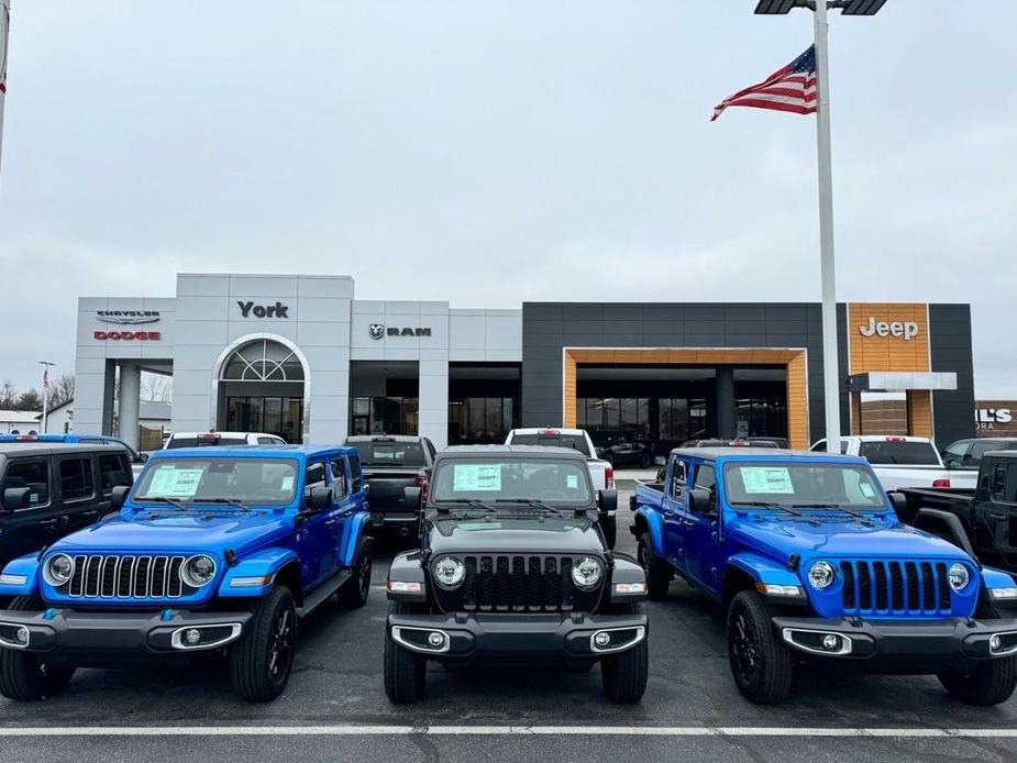 used 2020 Jeep Wrangler Unlimited car, priced at $27,654