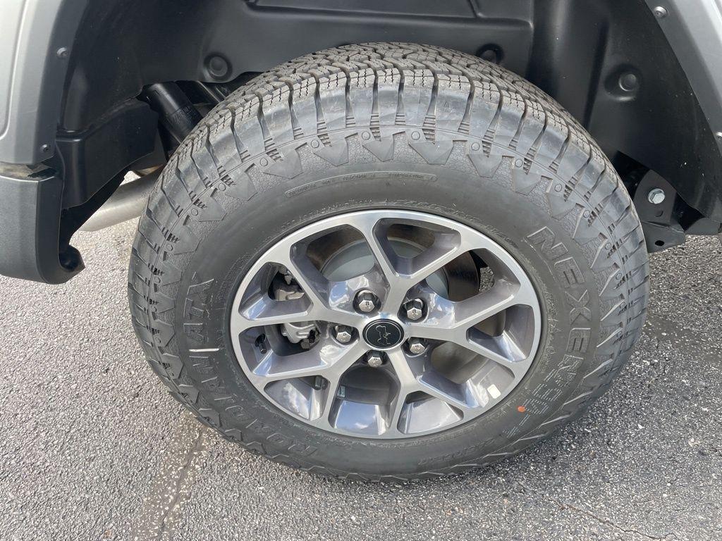 new 2025 Jeep Wrangler car, priced at $48,634