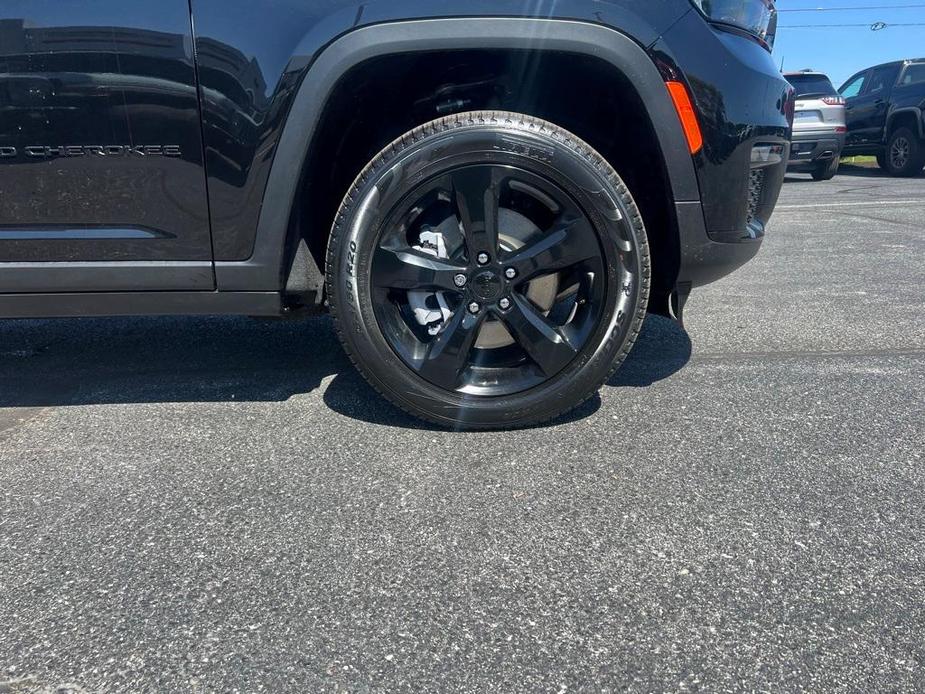 new 2024 Jeep Grand Cherokee L car, priced at $54,012