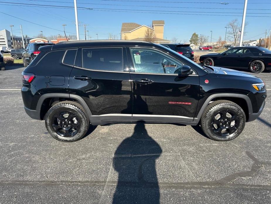 new 2024 Jeep Compass car, priced at $38,256