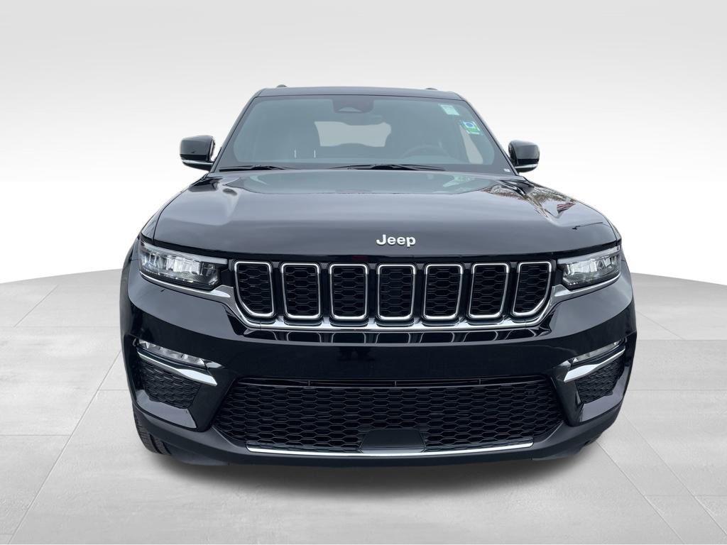 new 2025 Jeep Grand Cherokee car, priced at $50,738
