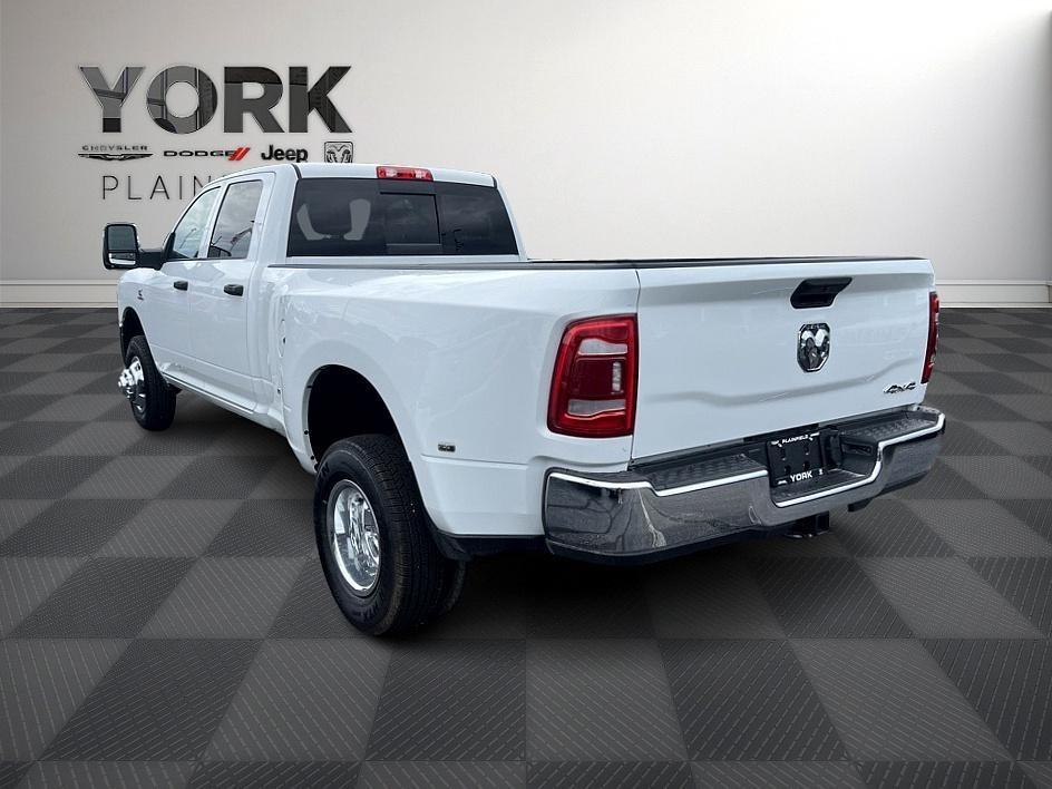 new 2024 Ram 3500 car, priced at $62,796