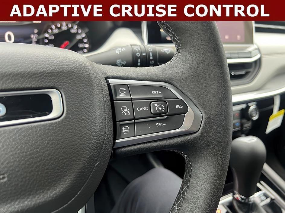 new 2024 Jeep Compass car, priced at $37,205
