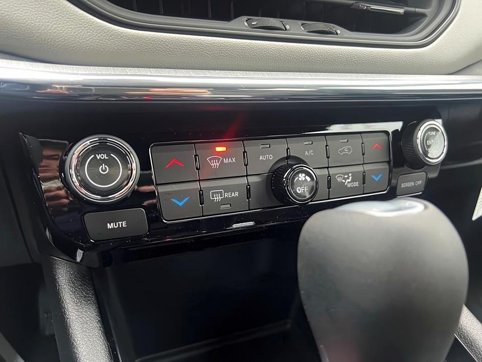 new 2024 Jeep Compass car, priced at $37,205