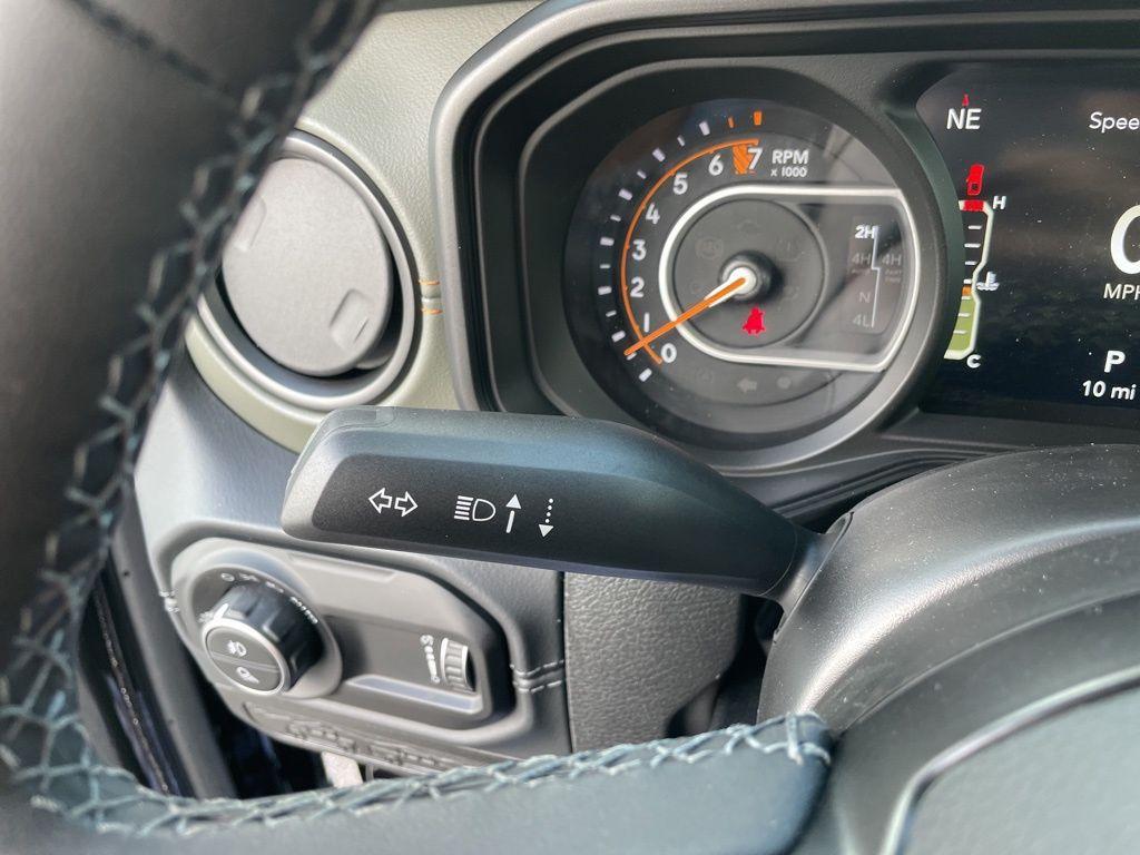 new 2025 Jeep Gladiator car, priced at $56,752