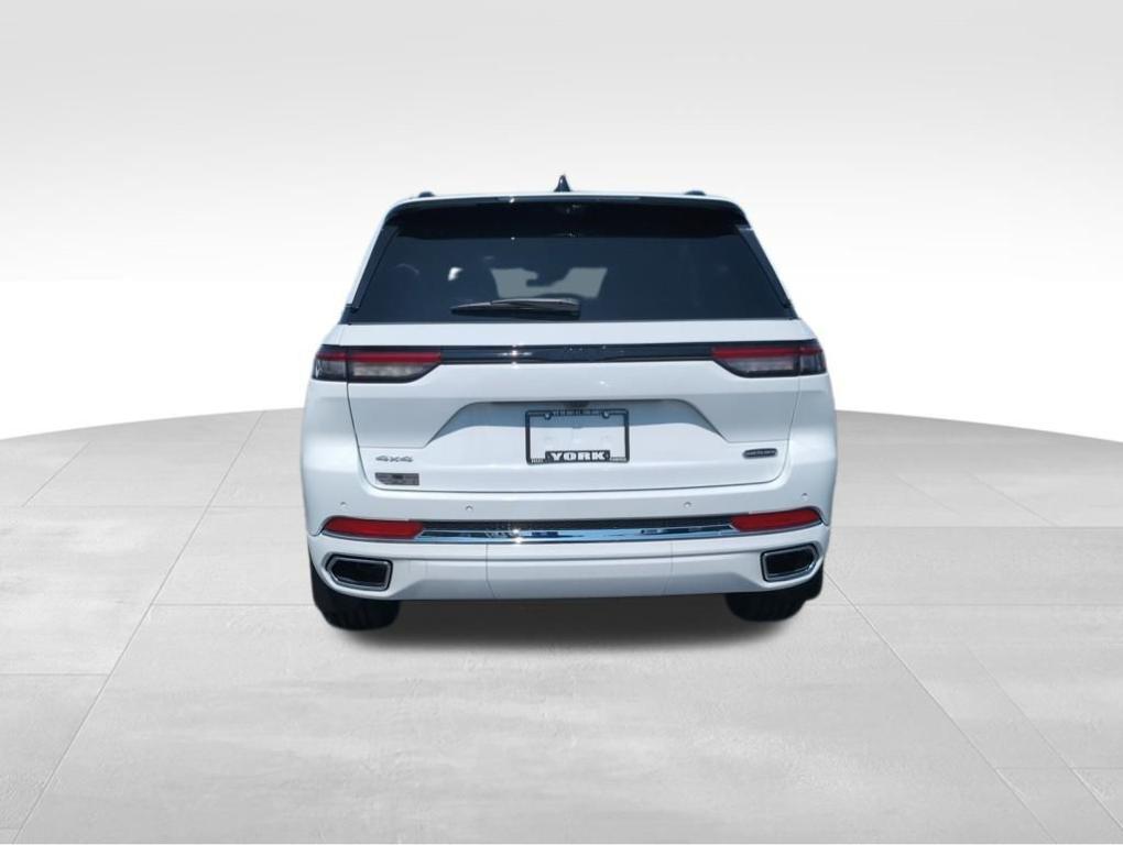 new 2025 Jeep Grand Cherokee car, priced at $58,950