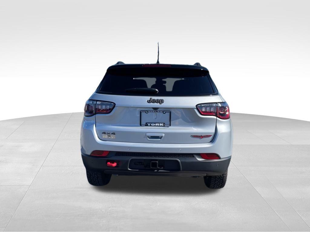 new 2026 Jeep Compass car, priced at $40,211