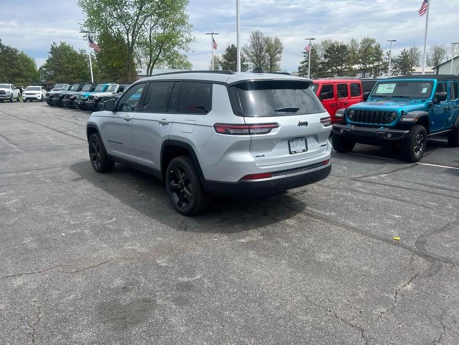 new 2024 Jeep Grand Cherokee L car, priced at $49,622