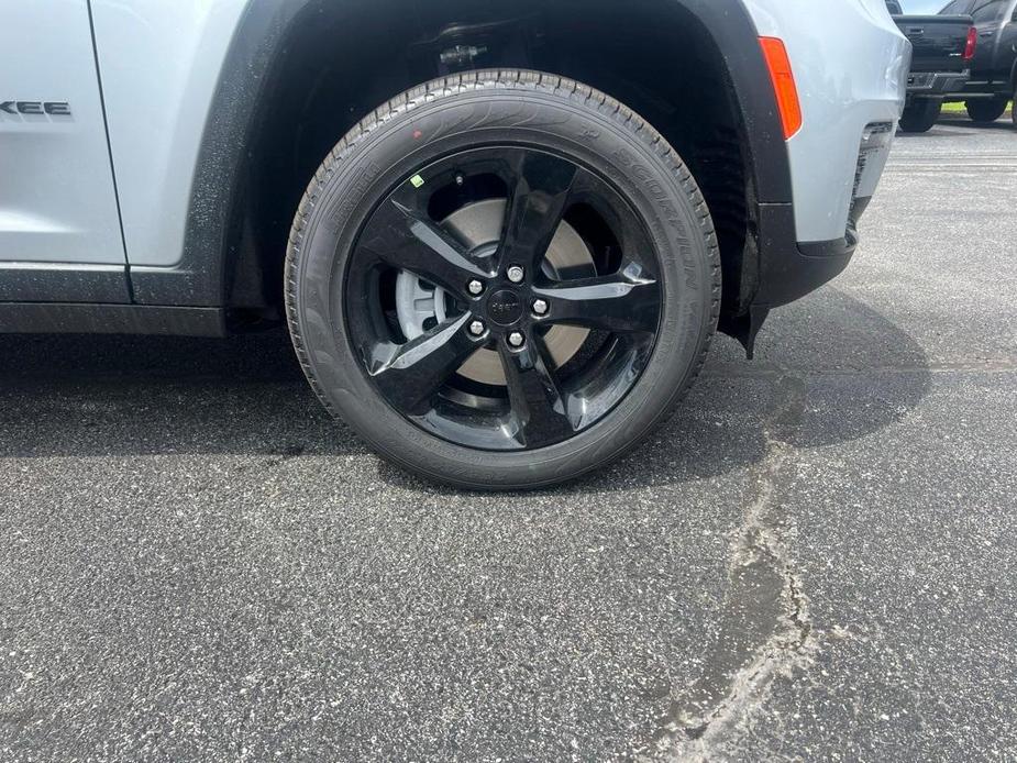 new 2024 Jeep Grand Cherokee L car, priced at $49,622