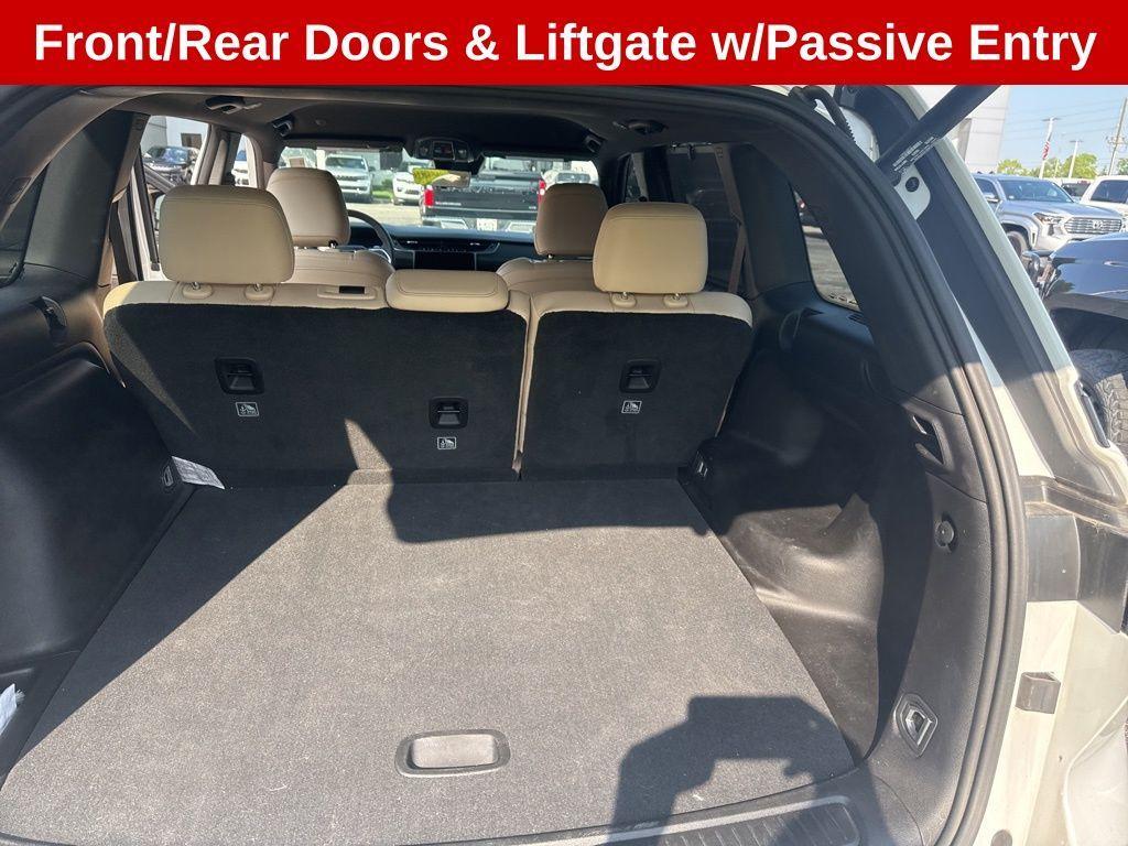 used 2023 Jeep Grand Cherokee car, priced at $32,116